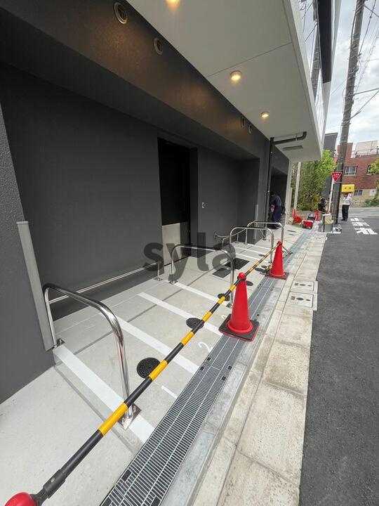 SYFORME NEXT MUKOJIMAの駐車場