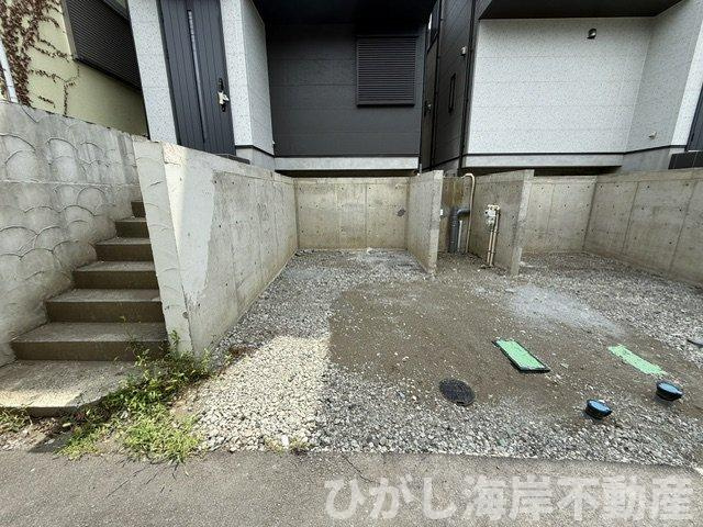 茅ヶ崎市小和田1丁目　新築戸建　全2棟の外観|4月18日撮影　建築中　現地外観