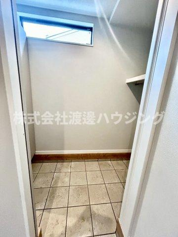四條畷市岡山４丁目一戸建の収納