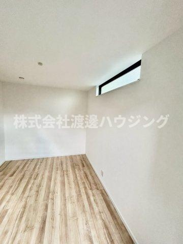 四條畷市岡山４丁目一戸建の内装|窓
