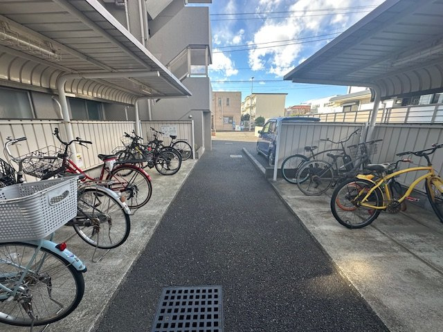 マイメゾン茅ヶ崎本村の駐輪場|新規リフォーム完了！駐輪スペース