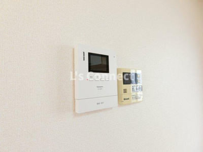 【セキュリティ】 | コーポ・ゼルコバ | 突然の来客もＴＶモニターホンでしっかり確認。