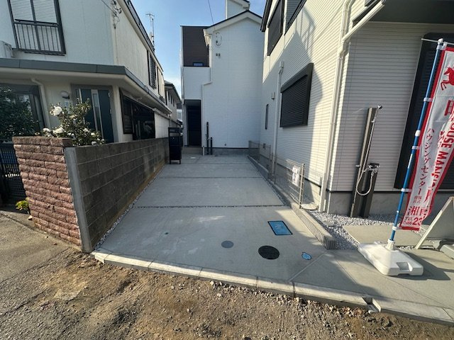 茅ヶ崎市松が丘２丁目　新築戸建　全３棟の駐車場|駐車スペース