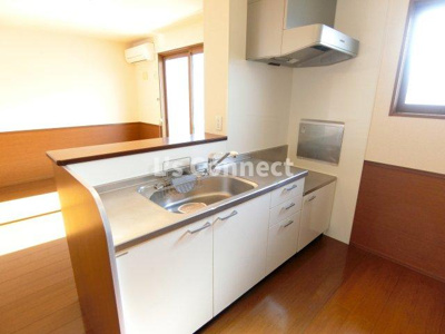 【キッチン】 | イズ・ミル中央 | ２口ガスコンロ設置可能な対面キッチン。