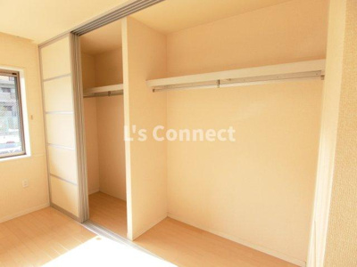 【収納】 | ルシエルブラン泉中央Ⅰ | クローゼットでお荷物もすっきり収納。