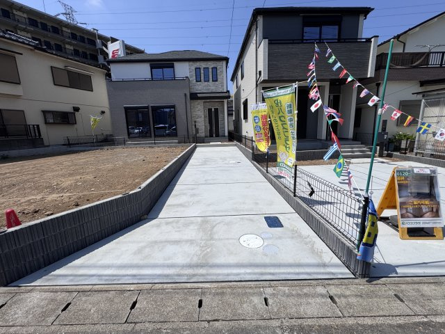 松戸市三矢小台３丁目新築戸建【矢切小学校：7分】の駐車場|A号棟駐車スペース・縦列2台駐車可