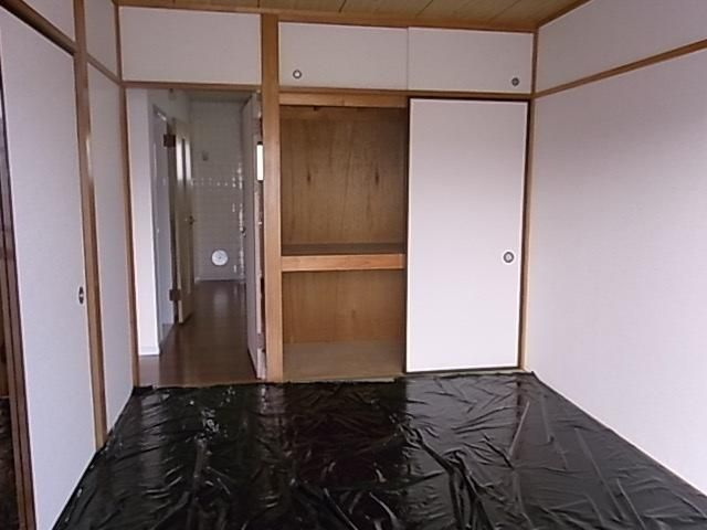 ルミエール本宿四番館の収納