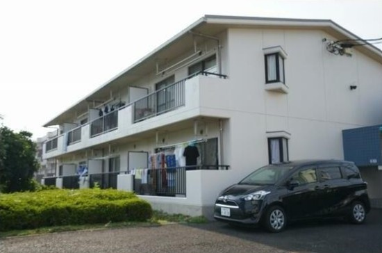 ルミエール本宿四番館の外観