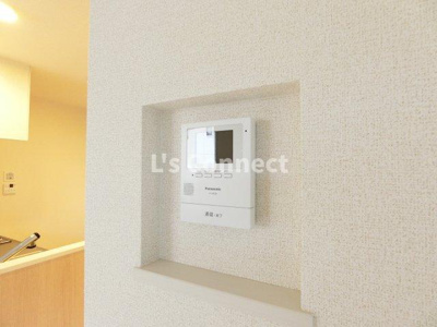 【セキュリティ】 | チームサモン若柳フィフス | 突然の来客もＴＶモニターホンでしっかり確認。