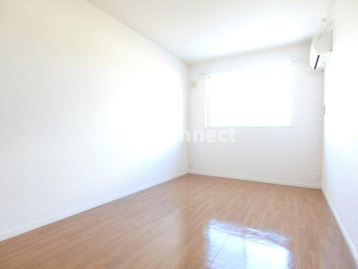 【その他】 | サウザンドリーフⅡ | 北側洋室にもエアコン付きです。