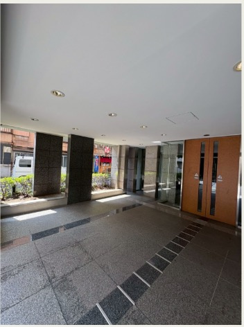 ★仲介手数料無料★サンクタス築地(新規リノベーション工事中）のエントランス