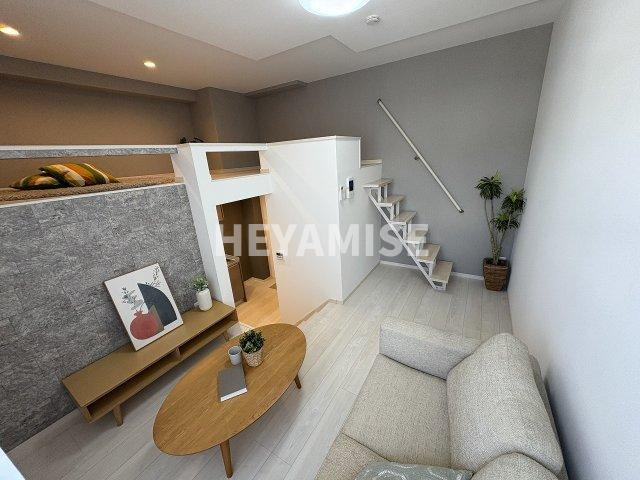 MODERN PALAZZO福田町A棟の居間・リビング|※室内画像は類似物件のもの