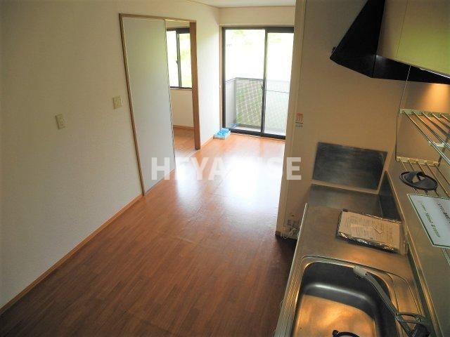 グリーンヒルかなめの居間・リビング|※室内画像は別号室のもの