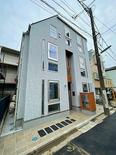 ヒューゲルハイム三軒茶屋の外観
