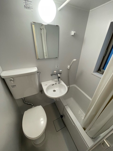 ヒューゲルハイム三軒茶屋の浴室