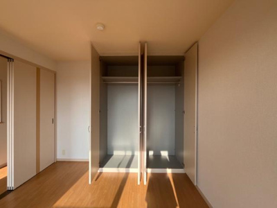 【収納】 | アバンティ・イースト | クローゼット