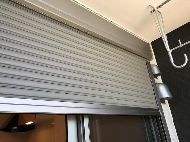 ＲＨ 柳川の内装|窓シャッター（イメージ）