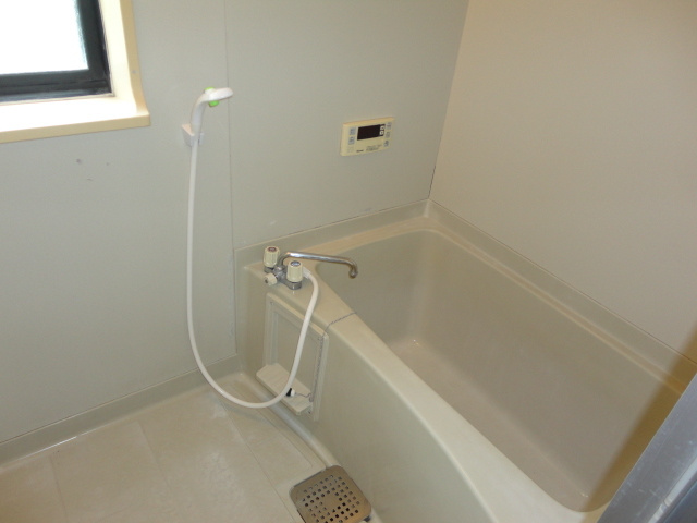 ウィンディア片岡台の浴室