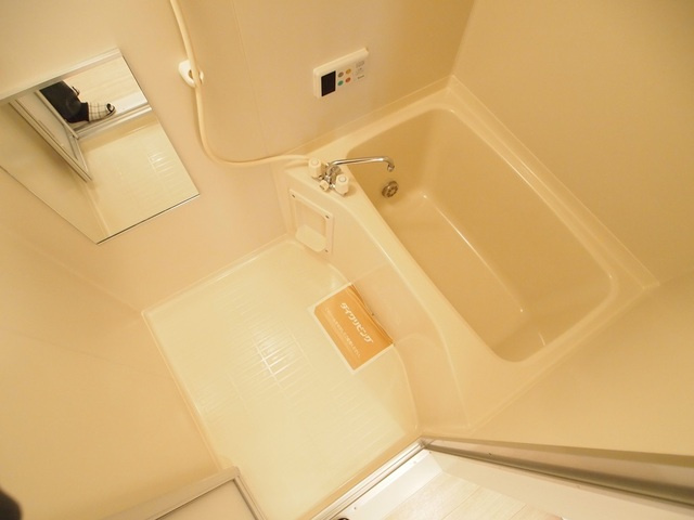 メゾンラフィーネＡの浴室