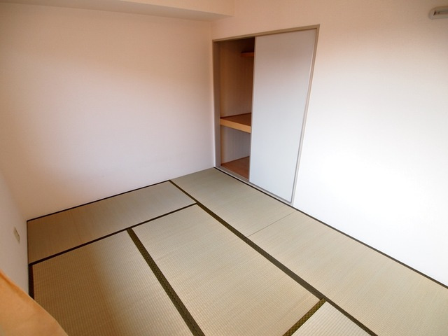 メゾンラフィーネＡの内装