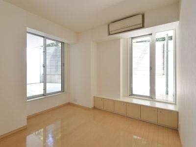 【洋室】 | エスティメゾン白金台