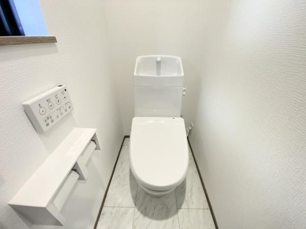 【トイレ】 | 西区樫野台6丁目　B号棟　新築戸建