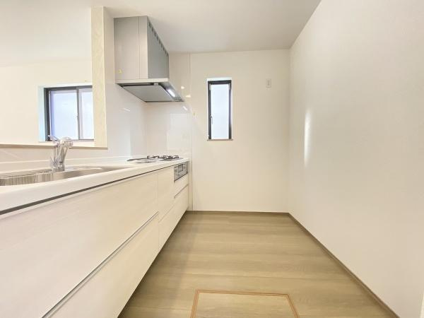 【キッチン】 | 西区樫野台6丁目　B号棟　新築戸建