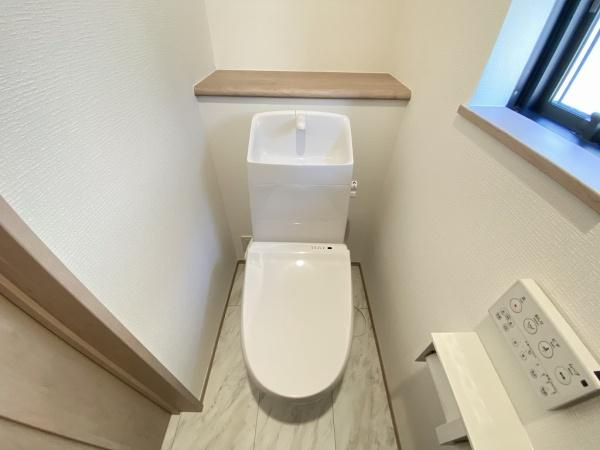 【トイレ】 | 西区樫野台6丁目　A号棟　新築戸建