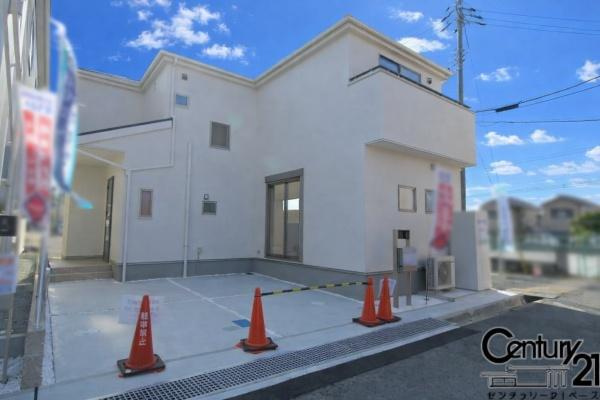 リーブルガーデン城殿町 ３号棟 ／新築一戸建の外観|■≪同仕様写真≫■耐震等級３の地震に強安心の邸宅！雨で汚れを洗い流してくれるセルフクリーニング機能付き外壁！お気軽にお問い合わせください！■