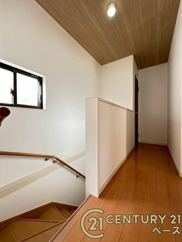 磯城郡田原本町新木　一戸建の内装|■現地撮影写真■こちらは２階廊下部分です！