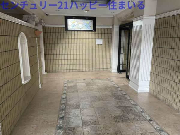 スペクトルティアラ宇頭のエントランス