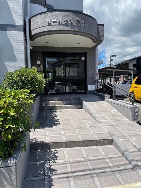 ユーハウス美合のエントランス