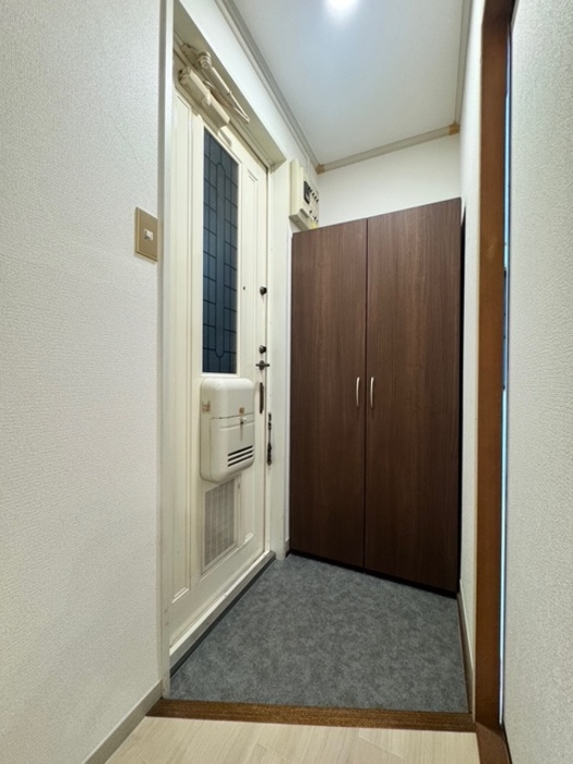 サニーコート聖　Ａ棟の玄関