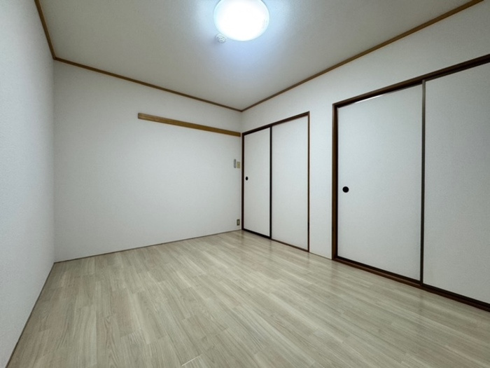 サニーコート聖　Ａ棟の洋室