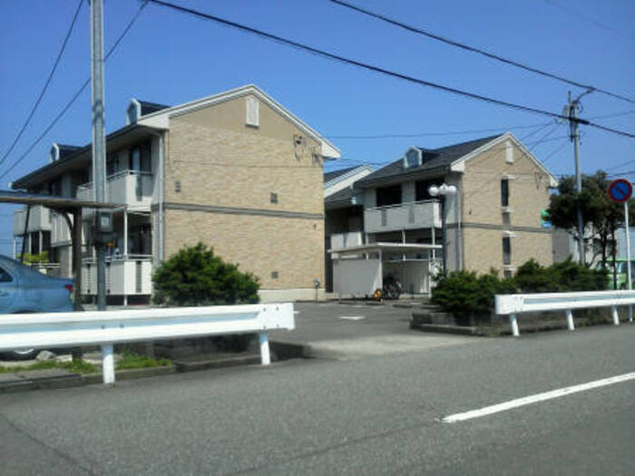 コーポかねとも　B棟の外観