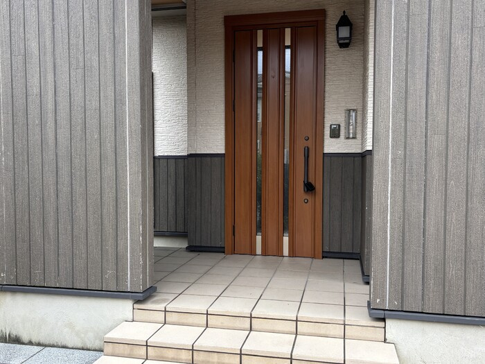 大溝T貸家の玄関