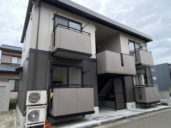 トリアノン文京の外観