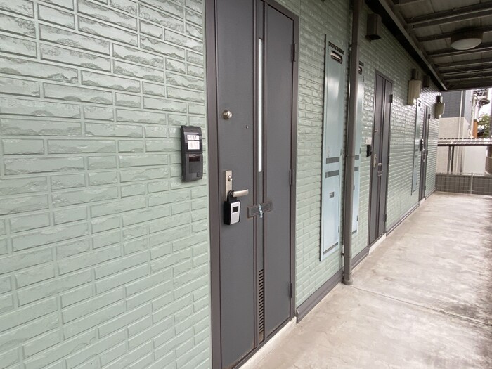 ホワイティ下馬　Ｂの玄関