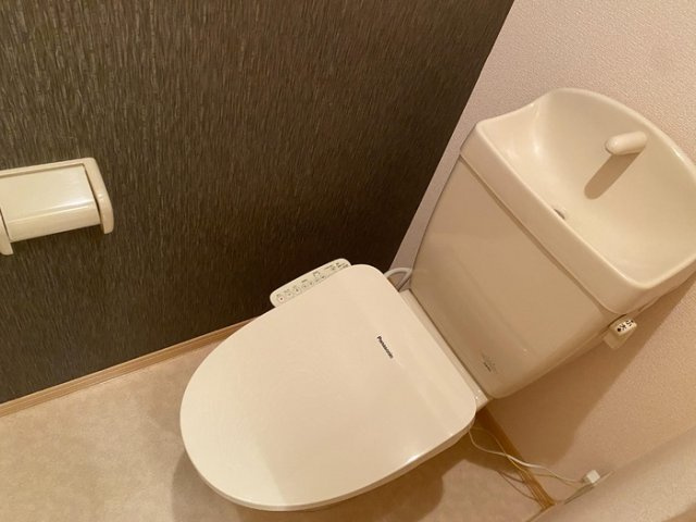 ホワイティ下馬　Ｂのトイレ