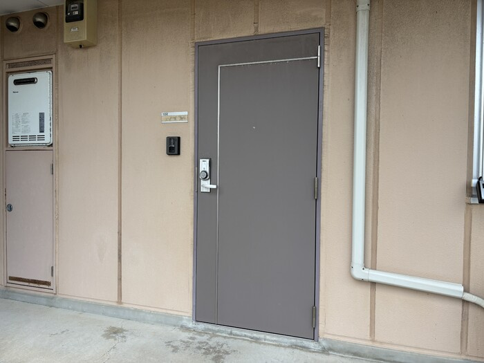 フローラＳＡＴＩの玄関