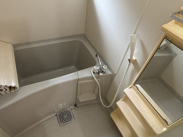 フローラルコート　Ａの浴室