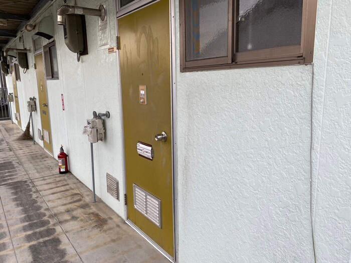 リバーハイツのエントランス