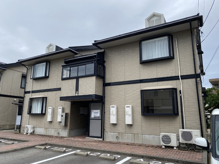 ファミールハウス　A棟の外観