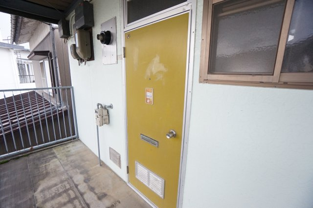 リバーハイツのエントランス