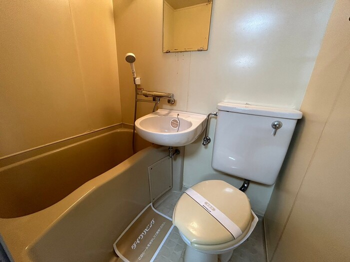 リバーハイツの浴室