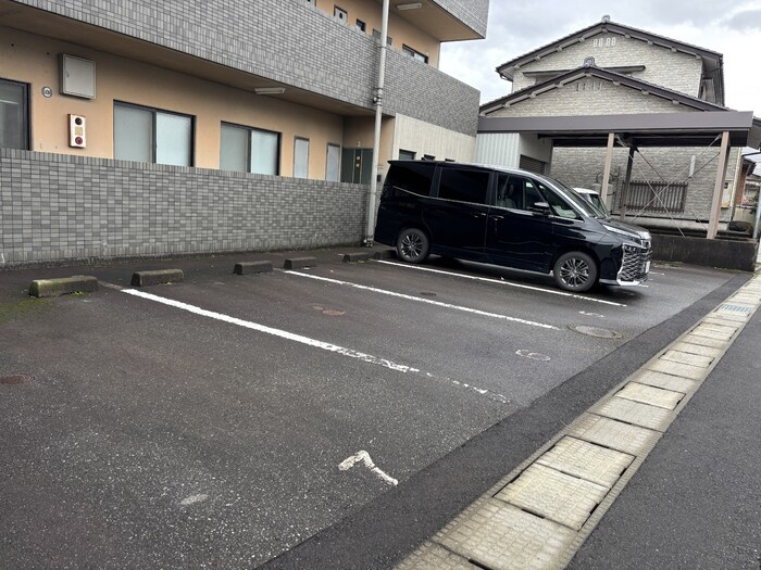 ASPEC成和の駐車場