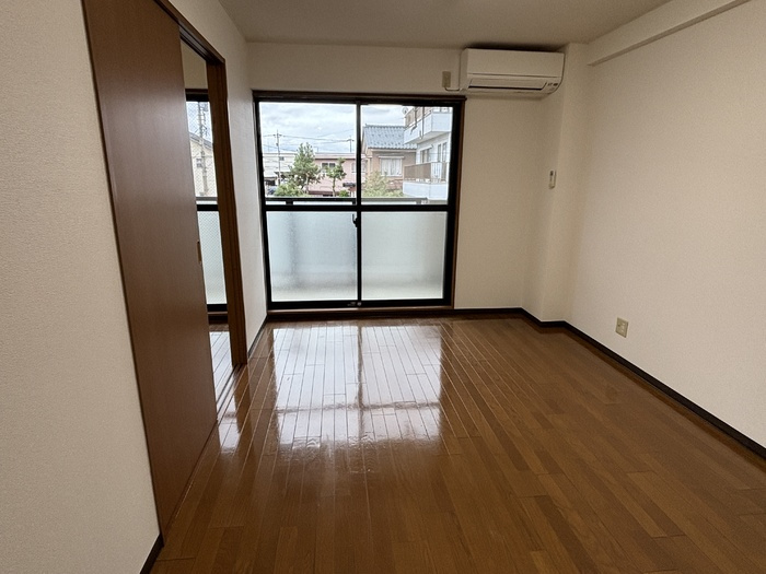 ASPEC成和の居間・リビング