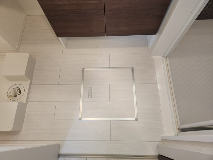 un fleuve(ｱﾝ ﾌﾙｰｳﾞ)の収納