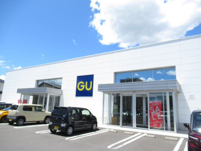 un fleuve(ｱﾝ ﾌﾙｰｳﾞ)の周辺