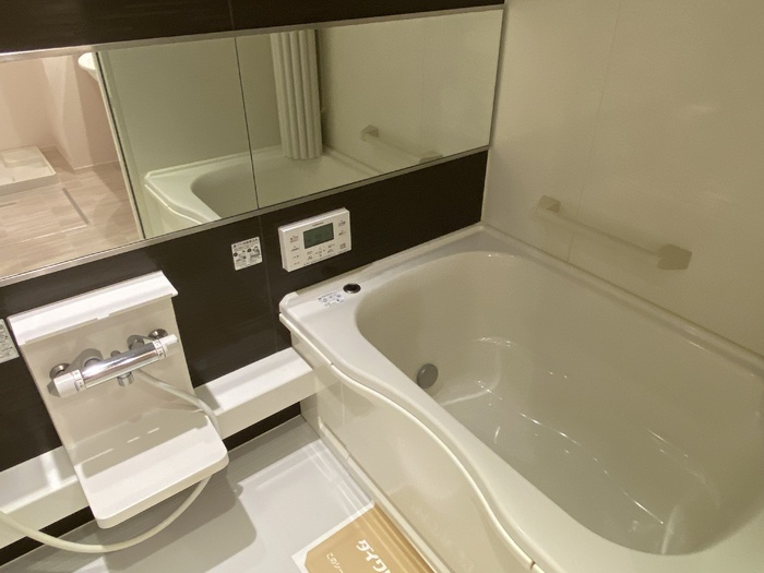 フリーデン大宮の浴室